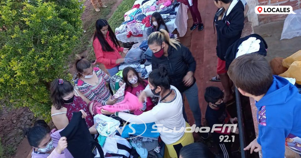 AMIGAS ORGANIZAN CAMPAÑA DE ABRIGO PARA PERSONAS CARENCIADAS