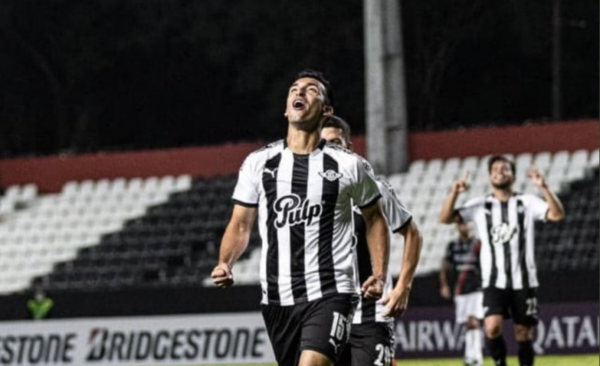 Diario HOY | Alfio Oviedo ya se puso la camiseta de su nuevo equipo