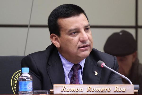 Diputado Ramón Romero Roa en terapia intensiva por coronavirus