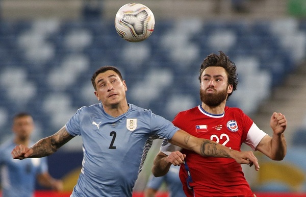 Copa América: Uruguay y Chile se frenan en el grupo de Paraguay