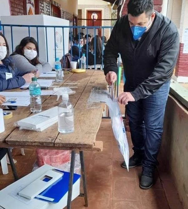 Liberales definen cabeza de lista para la Junta entre María y Teddy