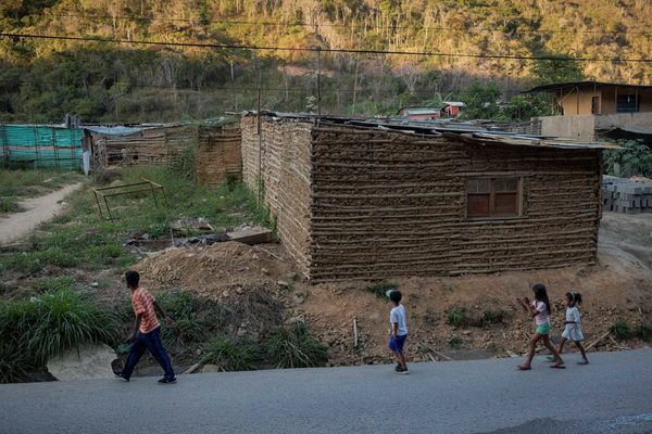 ONU: Latinoamérica estará "atrapada" hasta que universalice protección social - MarketData