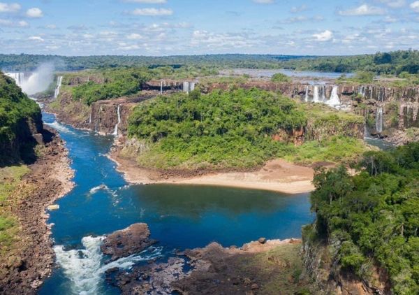 Cataratas del Yguazú también se ve muy afectada por la sequía - La Clave