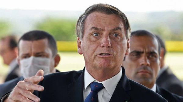 Jair Bolsonaro insultó a una periodista que le preguntó sobre el uso de la mascarilla | .::Agencia IP::.