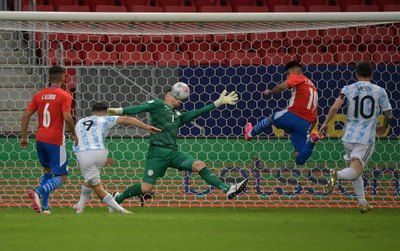 Los números de Paraguay: Posesión, casi 450 pases y 1 remate en 90 minutos
