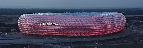 UEFA rechaza iluminar el Allianz Arena con los colores LGTBI
