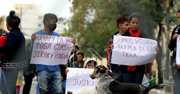 La Nación / Indígenas reclaman respuestas al Indi sobre violento desalojo en Alto Paraná