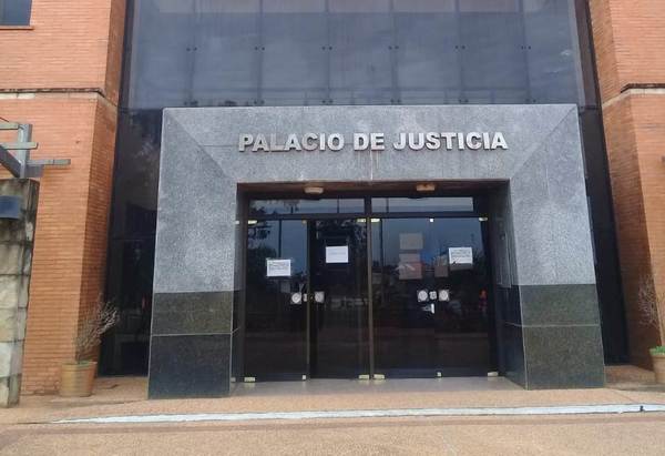 Insólito: Edgar López plantea chicana para postergar juicio oral que promovió él mismo | Radio Regional 660 AM