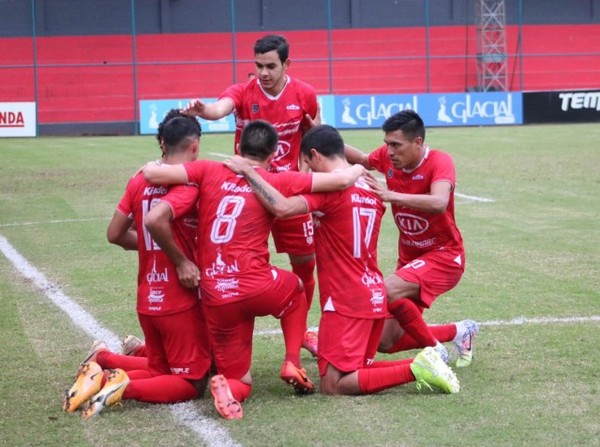 El Rojo no perdona en su recinto - APF