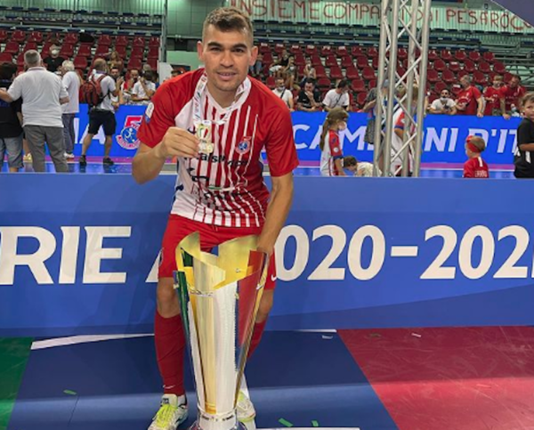 El paraguayo 'Kuko' Salas se corona campeón