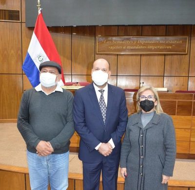 Enojado por otra derrota en Senado, cartismo trata de  hipócrita a Abdo y vincula a izquierdistas con secuestros - Nacionales - ABC Color