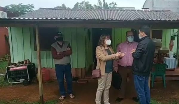 Lemir encabeza junta médica y se constituye en vivienda de Raquelita - ABC en el Este - ABC Color