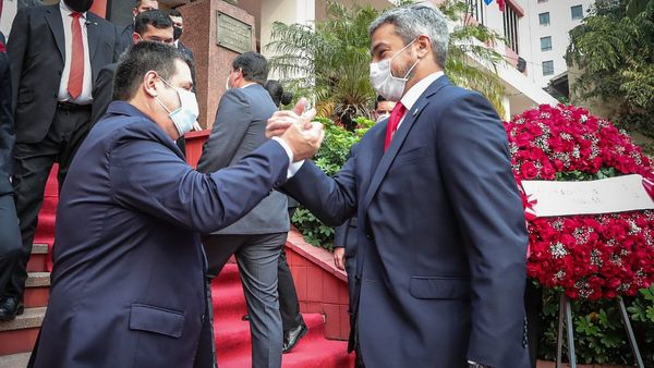 Cartes rompe con Mario Abdo tras la sorpresiva elección en el Senado