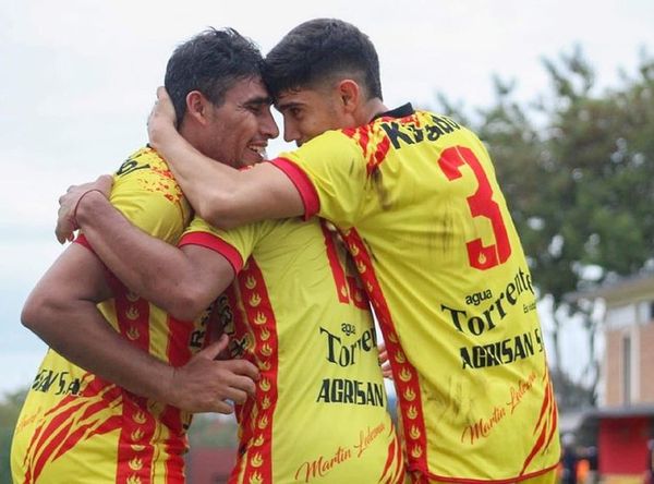 Lesdesma y Hayes ganan en la “B” - Fútbol de Ascenso de Paraguay - ABC Color