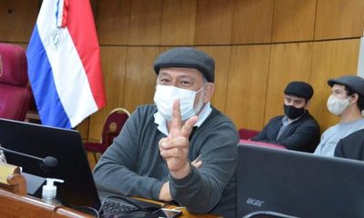 Sixto Pereira: legalizar la invasión de tierra fue parte de negociación para mesa directiva