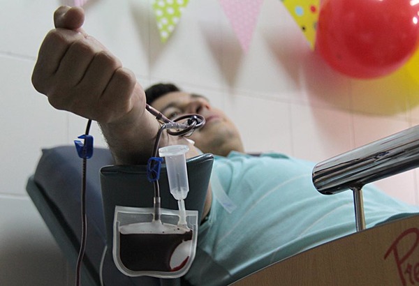 Dan a conocer tiempo que debe trascurrir para que inmunizados contra el COVID puedan donar sangre