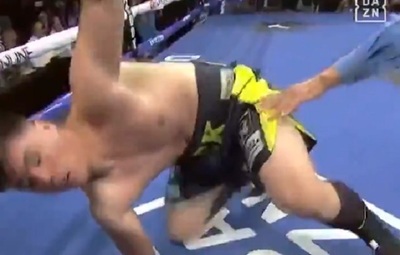 ¿Cómo? El momento en el que un boxeador recibe el nocaut más rápido del mundo (VIDEO)