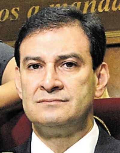 “Beto” Ovelar dice que crítica del cartismo es “un tanto desproporcionada” - Nacionales - ABC Color