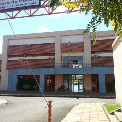 CAMBIOS EN JEFATURA DE COMISARÍAS DE ITAPÚA.