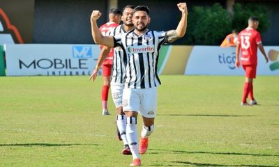 Santaní derrota a 3 de Febrero