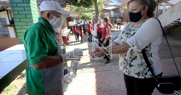 La Nación / Piden no relajarse con los protocolos para evitar nuevo repunte del COVID-19