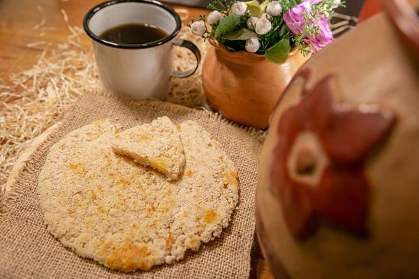 El mbeju y el pastel mandi´o son los más vendidos, según emprendedor del rubro - Nacionales - ABC Color