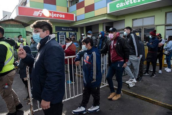 Chile alcanza 80 % de vacunación y registra menor número de casos desde marzo - Mundo - ABC Color