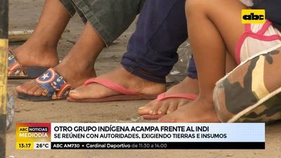Otro grupo de indígenas acampa frente al Indi - ABC Noticias Mediodía - ABC Color