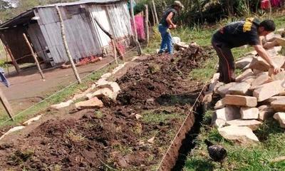 Inicia construcción de vivienda para Angélica y sus hijos – Prensa 5