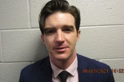 Drake Bell se declaró culpable de cometer delitos contra menores de edad