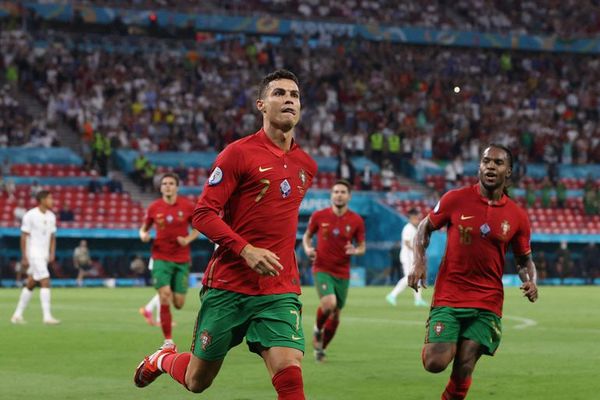Cristiano Ronaldo, mayor goleador internacional de siempre junto a Ali Daei - Fútbol Internacional - ABC Color