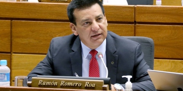 Fallecimiento del diputado  Romero Roa, y los estúpidos  antivacunas en modo manipulación