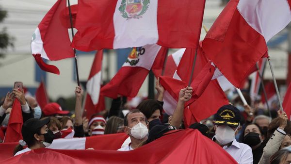 Fujimori reitera que hubo fraude y HRW la critica