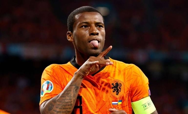 Diario HOY | Wijnaldum pide que la UEFA suspenda los partidos donde haya gritos racistas