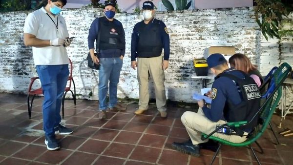 Un policía y otros detenidos por el asalto a intendente de San Antonio