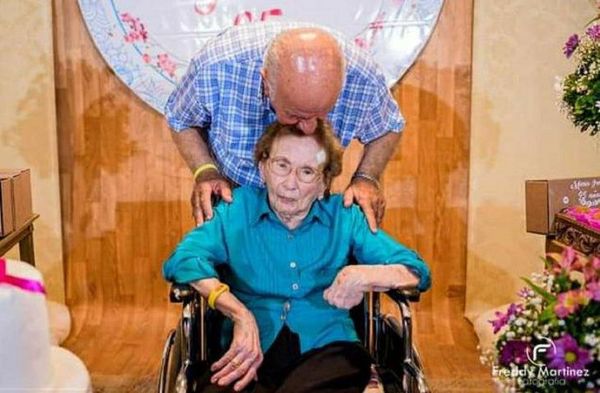 Falleció Doña Irma, la madre de Óscar Denis a los 96 años