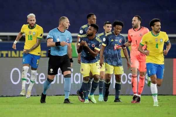 Néstor Pitana: mal colocado en la jugada, pero correcta aplicación del reglamento en el gol de Brasil - Fútbol Internacional - ABC Color