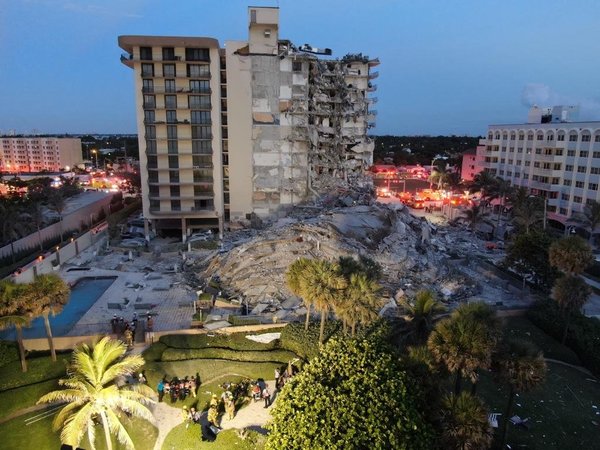 Los videos y las fotos más impactantes del derrumbe de un edificio en Miami