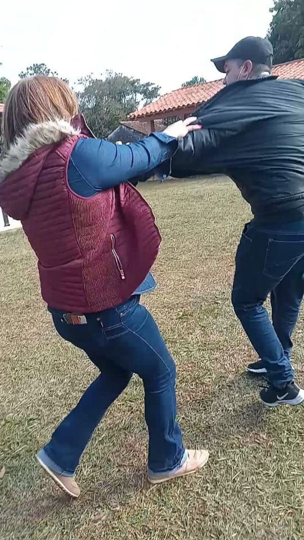 Piden destituir del cargo a ”garrotera” del Centro de Salud de Quyquyhó - Nacionales - ABC Color