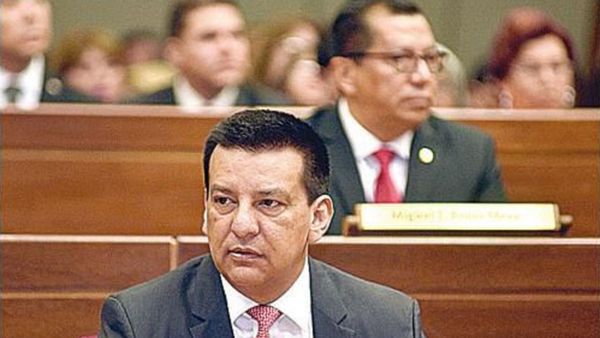 Congreso declara duelo tras muerte del diputado Ramón Romero Roa