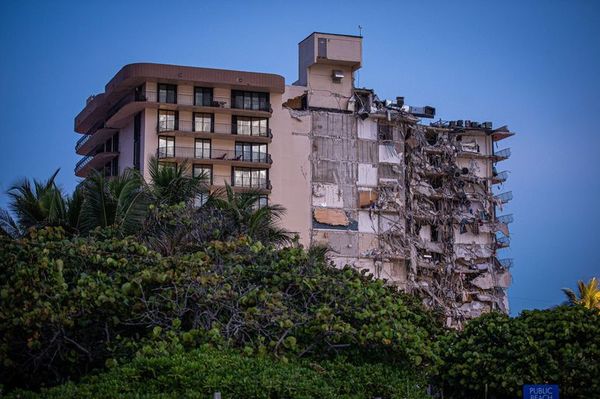 Siguen desaparecidos los seis paraguayos en el derrumbe de Miami - Nacionales - ABC Color