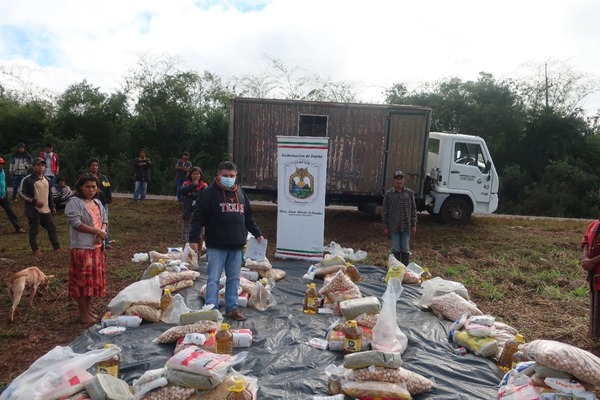 ENTREGA DE VÍVERES A LAS COMUNIDADES INDÍGENAS DE ITAPÚA