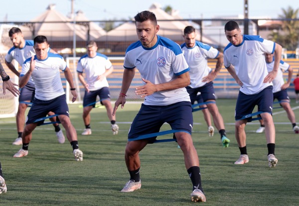 El probable onceno de Eduardo Berizzo para enfrentar a Chile