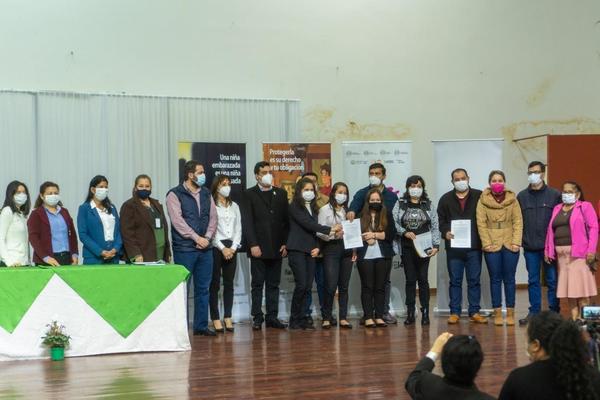 Intendentables de Caaguazú se comprometen a proteger a la niñez y adolescencia, a través de una mayor inversión para promocionar sus derechos – Prensa 5