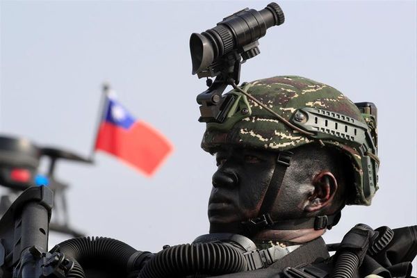 Taiwán debe prepararse para una posible guerra con China, alertó el canciller Wu