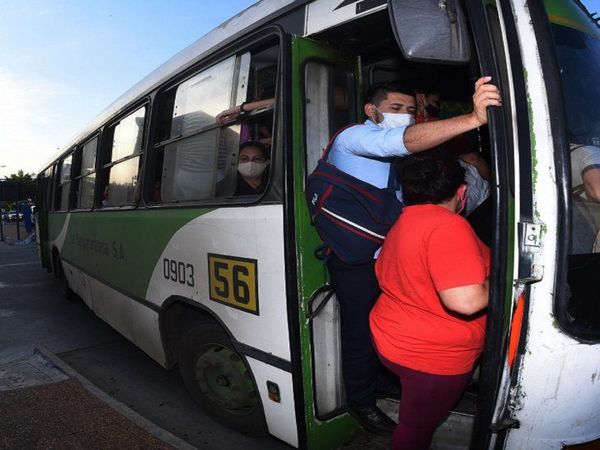 VMT aún sin plan para aumentar cantidad de buses | El Independiente