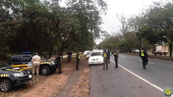 La Caminera intensifica controles en la Autopista para evitar accidentes •