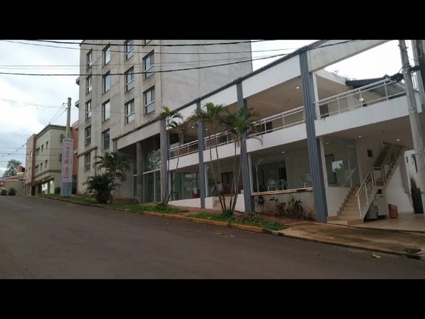HOTELES DE IGUAZÚ CIERRAN Y ALGUNOS REMATAN MUEBLES PARA PAGAR DEUDAS