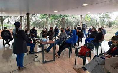 Productores se capacitaron en sistema de vigilancia, monitoreo y manejo integrado de plagas | .::Agencia IP::.