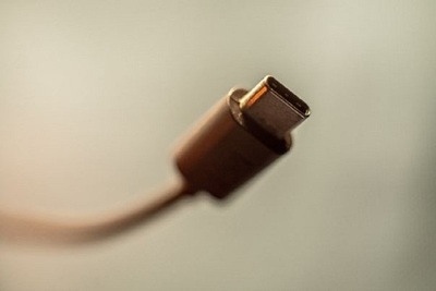 ¡Atención! Huawei implementó un detector de cargadores falsos